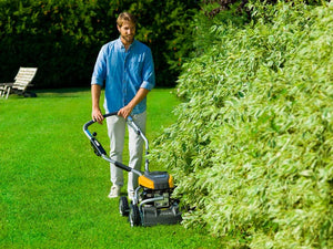 What is a mulching mower? Reduce your lawn care time by up to 30%!